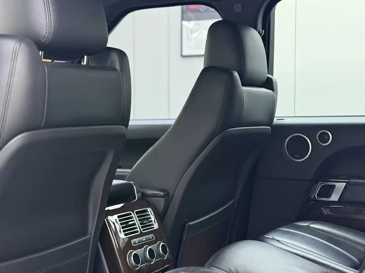 Land Rover Range Rover 2016 3.0 SC V6 Vogue фото 8