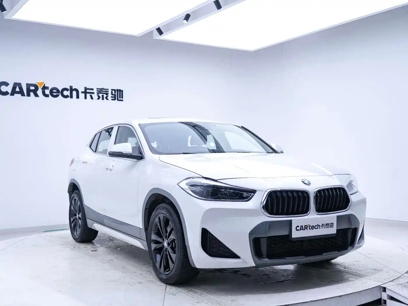 BMW X2 2021 sDrive20i M Off-Road Package фото 6