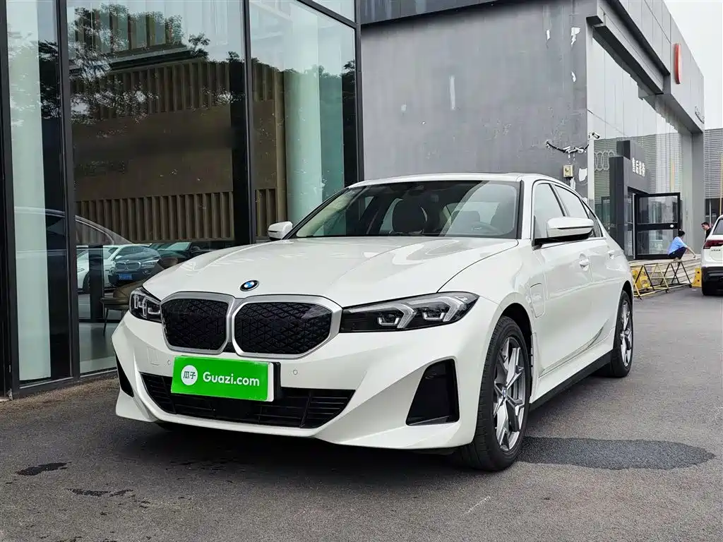 BMW i3 2025 eDrive 35 L фото 2