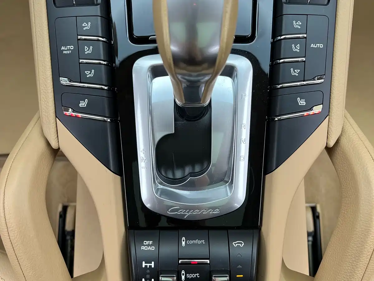 Porsche Cayenne 2016 Cayenne 3.0T фото 12