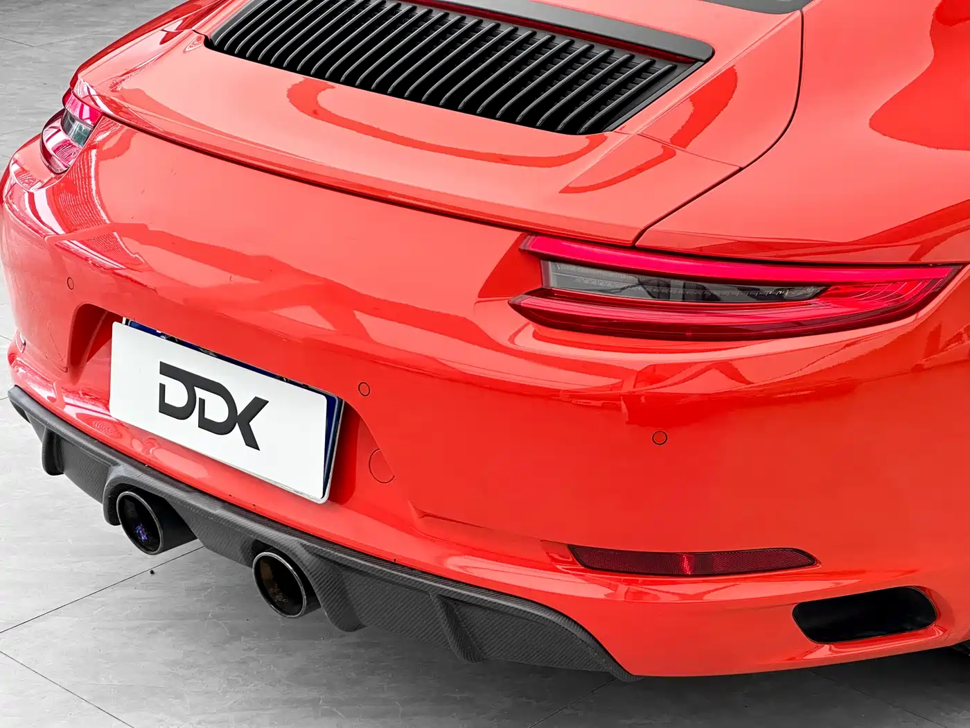 Photo 6 - Porsche 911