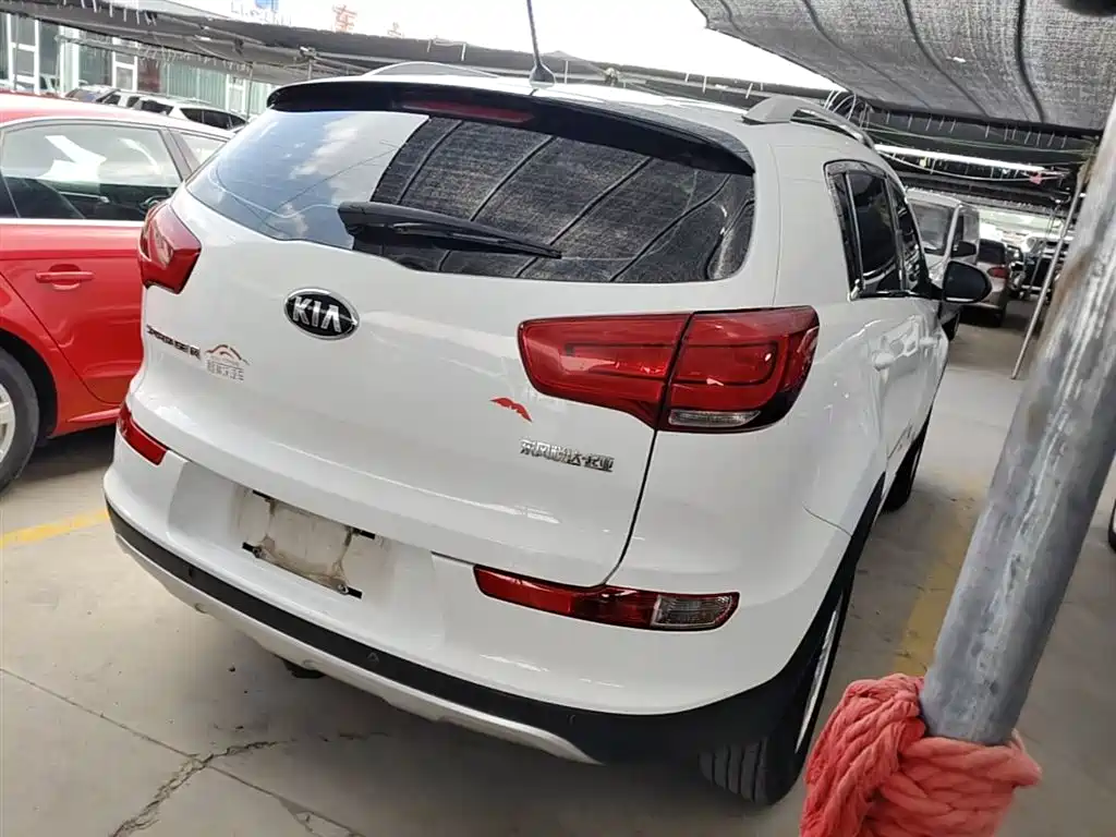 Kia Sportage 2016 2.0L Automatic 2WD GL фото 7