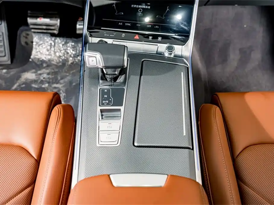 Audi A6L 2025 Model Year Facelift 40 TFSI Luxury Sport фото 12