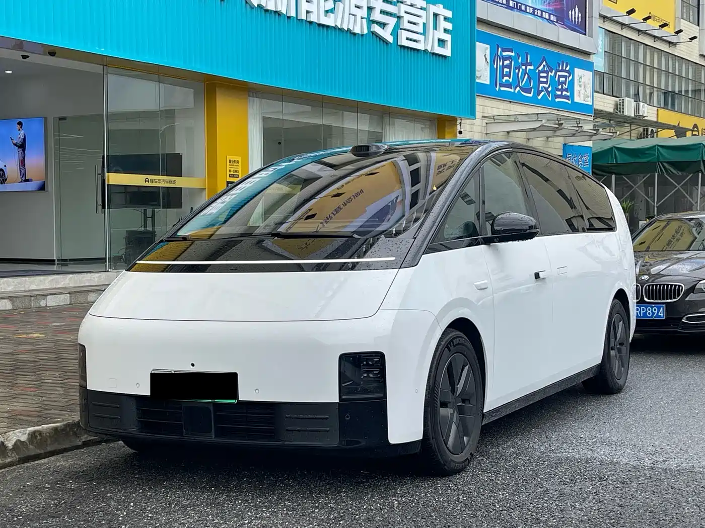 Li Auto MEGA 2025