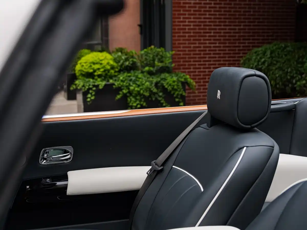 Фото 23 - Rolls-Royce Phantom