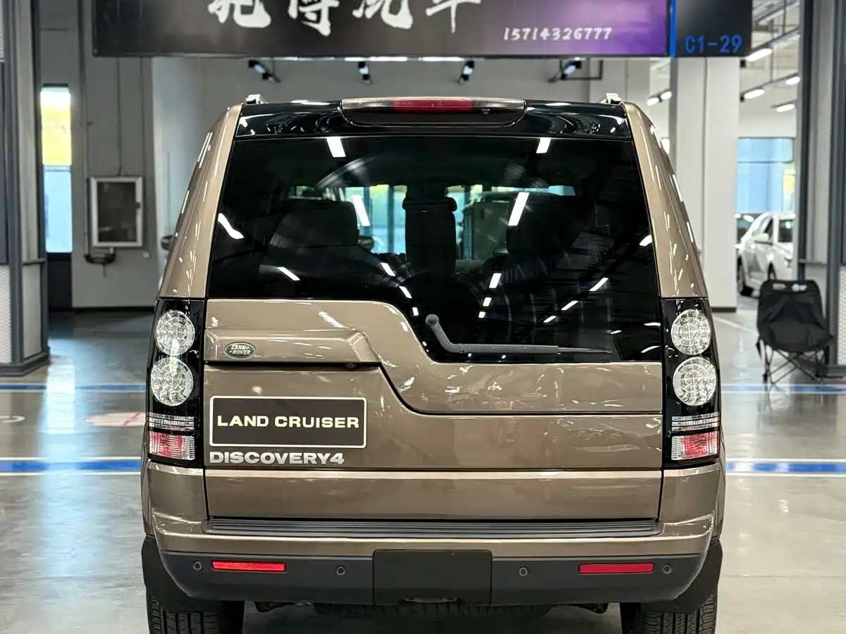 Land Rover Discovery 2011 3.0 SDV6 HSE Diesel фото 5