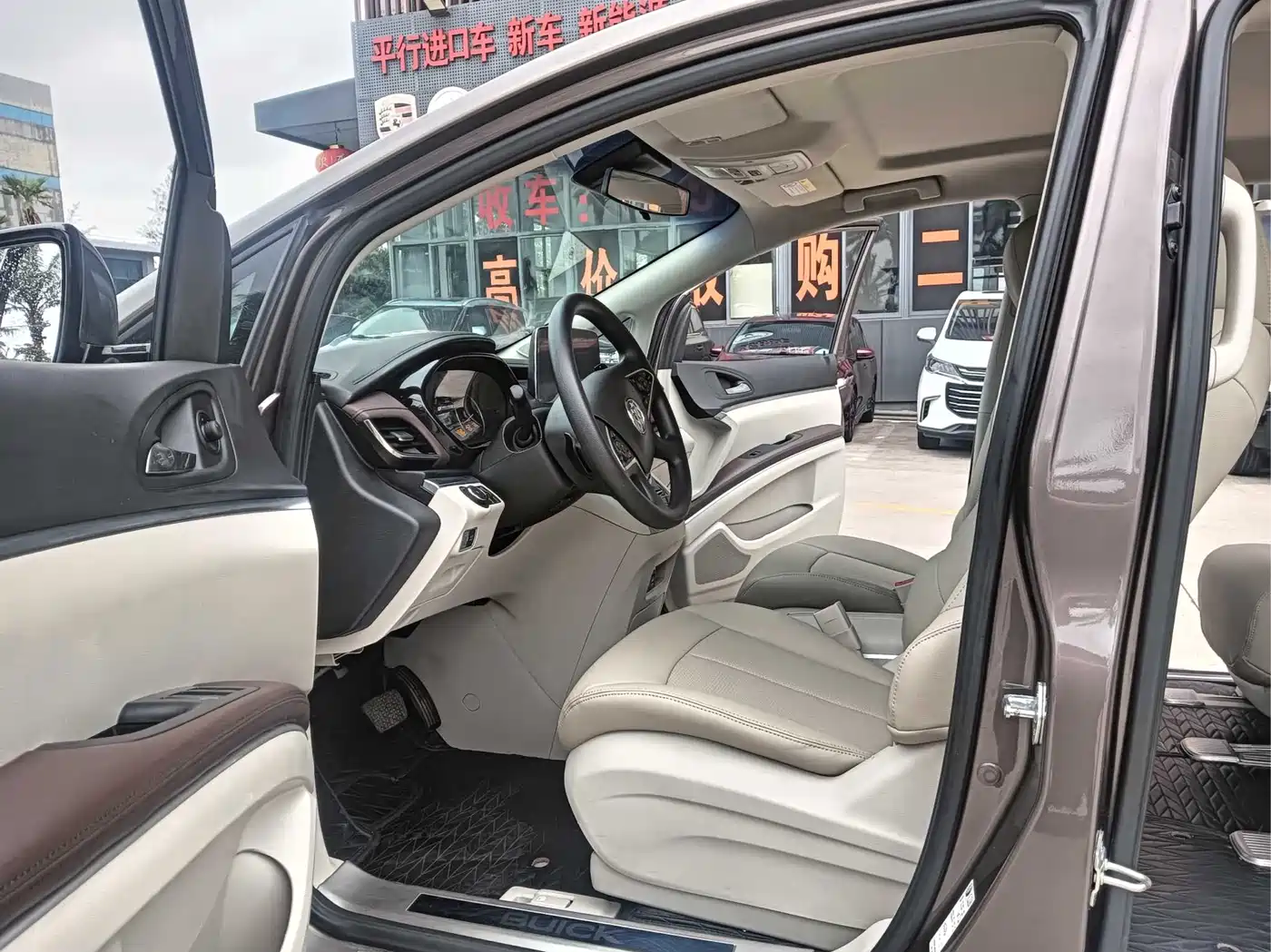 BUICK GL8