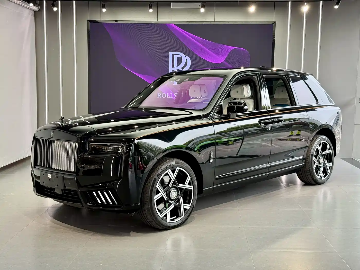 ROLLS-ROYCE CULLINAN
