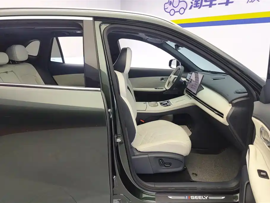 Geely Galaxy Galaxy Starship 7 EM-i 2025 2025 Model 120km Explorer+ Edition