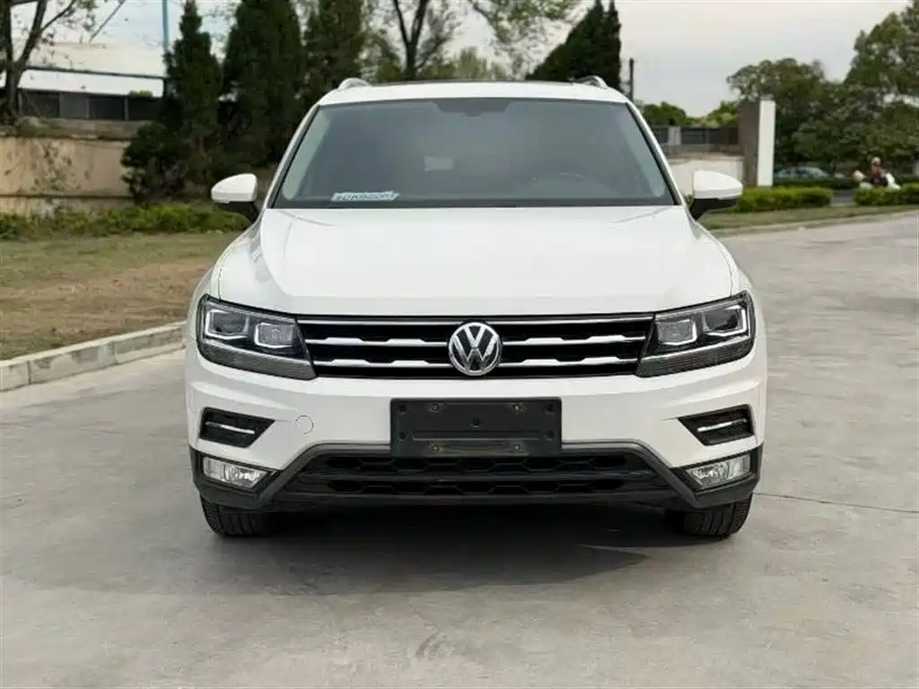 Volkswagen Tiguan L 2018 330TSI Automatic 2WD Luxury Edition