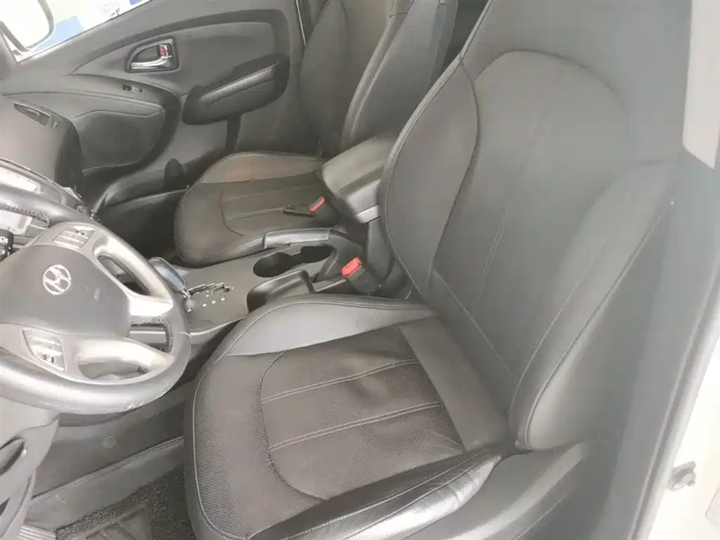 Hyundai Beijing Hyundai ix35 2013 2.0L Auto 2WD Smart GLS China IV фото 22