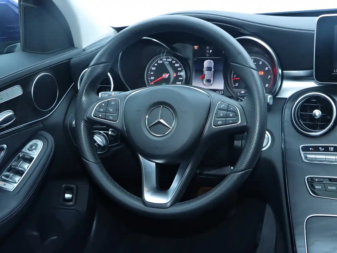 Mercedes-Benz C-Class 2017 Facelift C 200 L Sport Edition фото 17