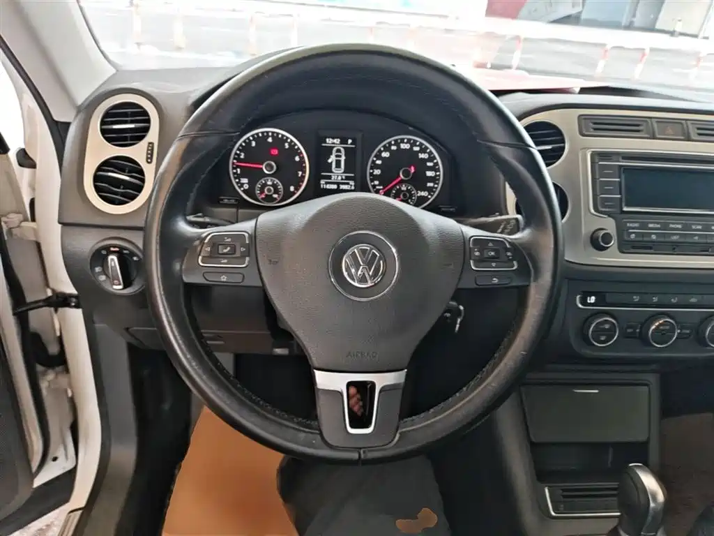 Volkswagen Tiguan 2015 1.8TSI Automatic 2WD Comfortline фото 11