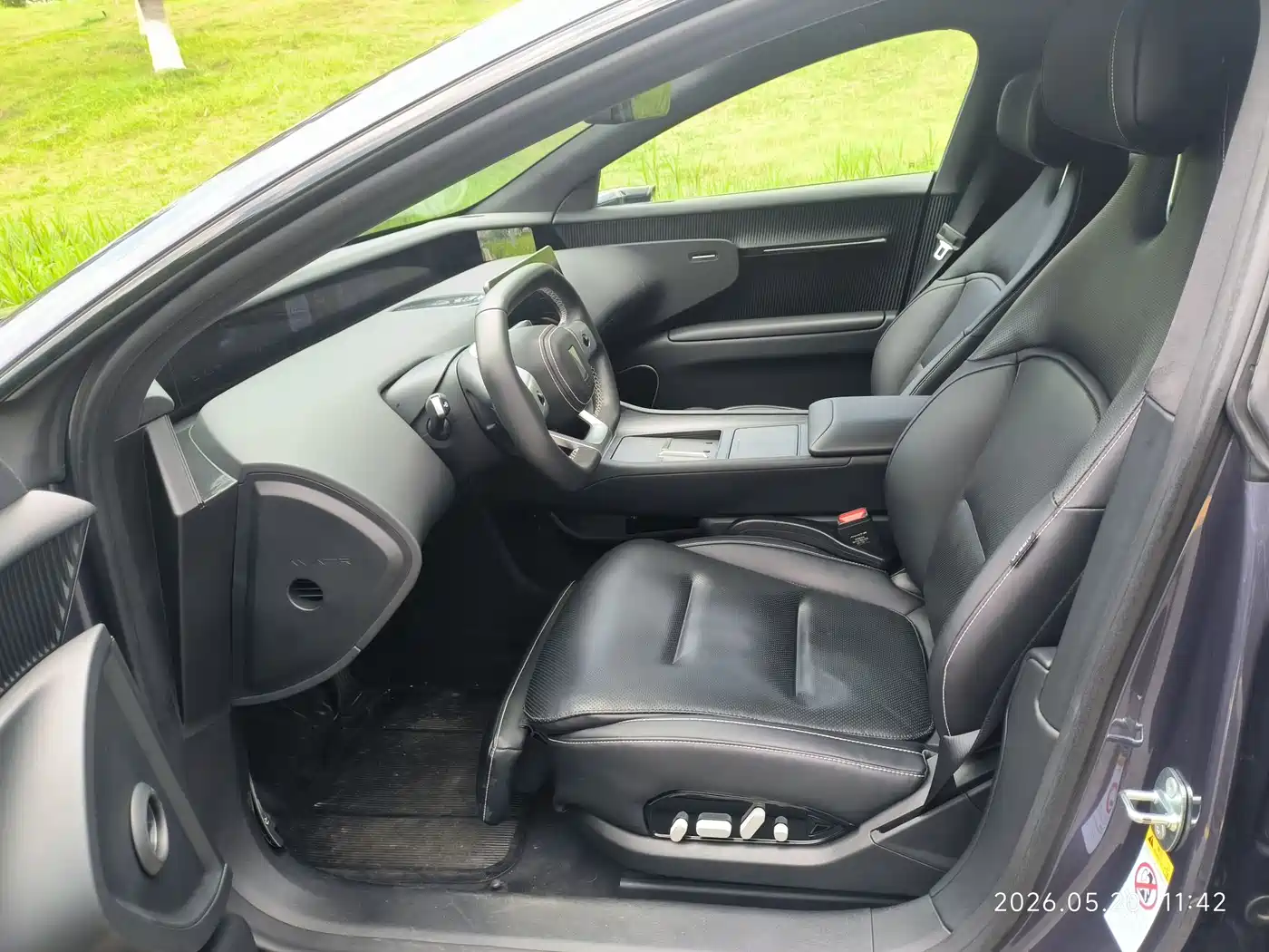 Avatr 12 2023 650 Triple Laser AWD Performance Edition фото 7