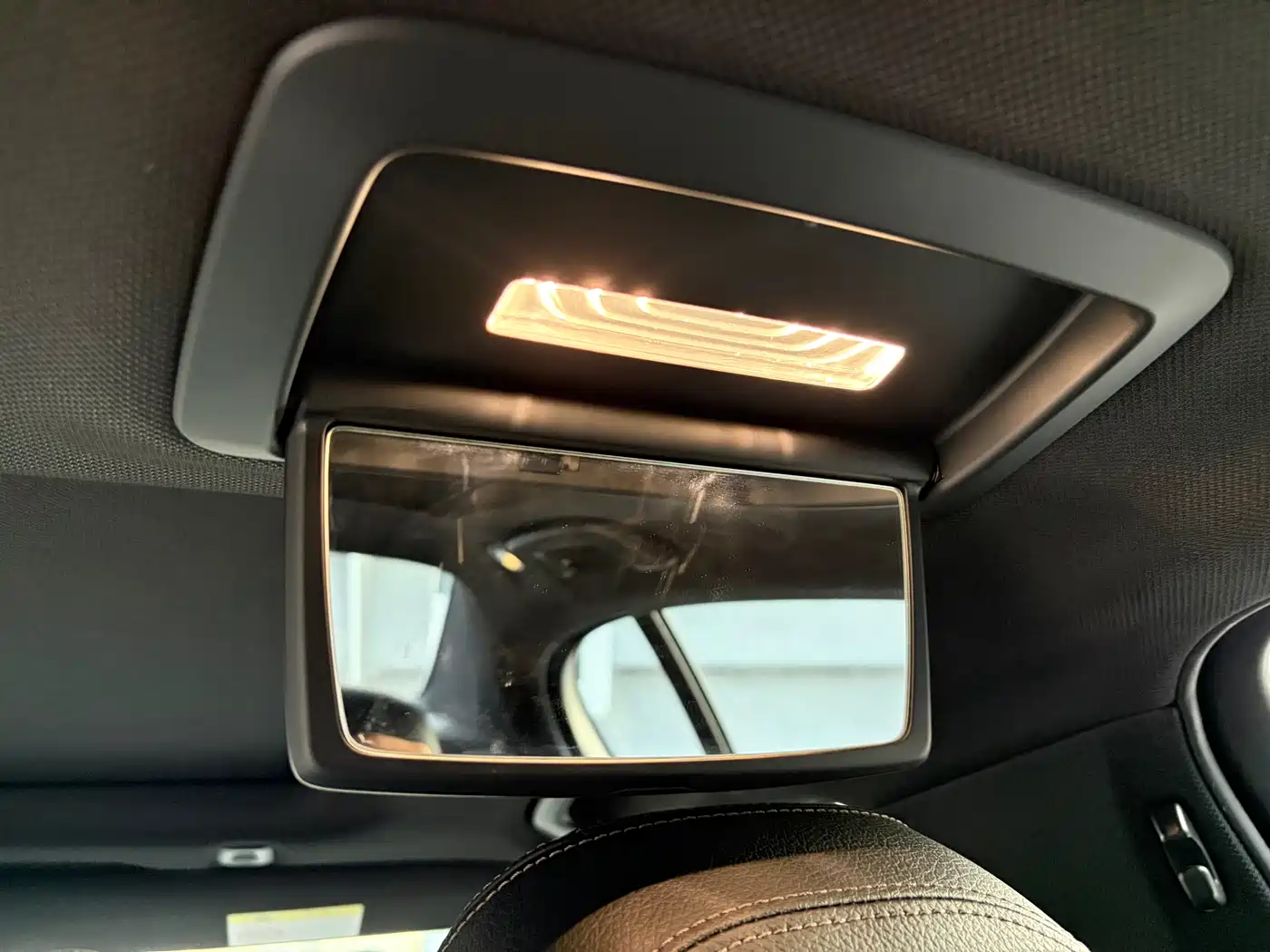 BMW 5 Series 2019 530Li Premium M Sport Package фото 13