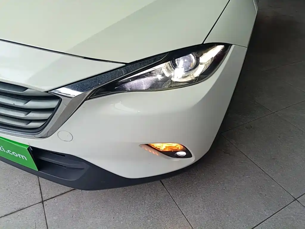Фото 24 - Mazda CX-4