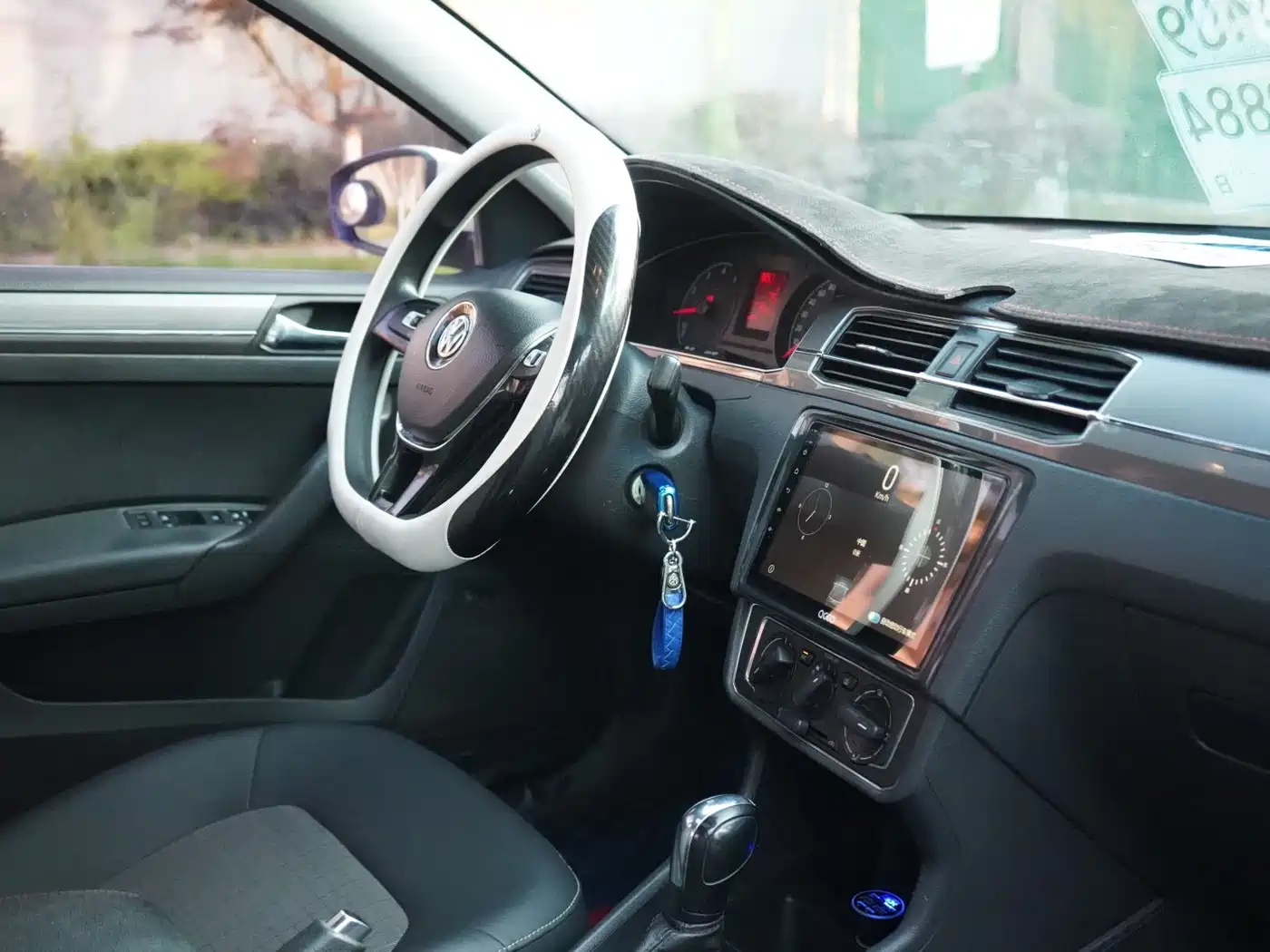 Volkswagen Santana 2018 1.5L Automatic Comfort Edition фото 22