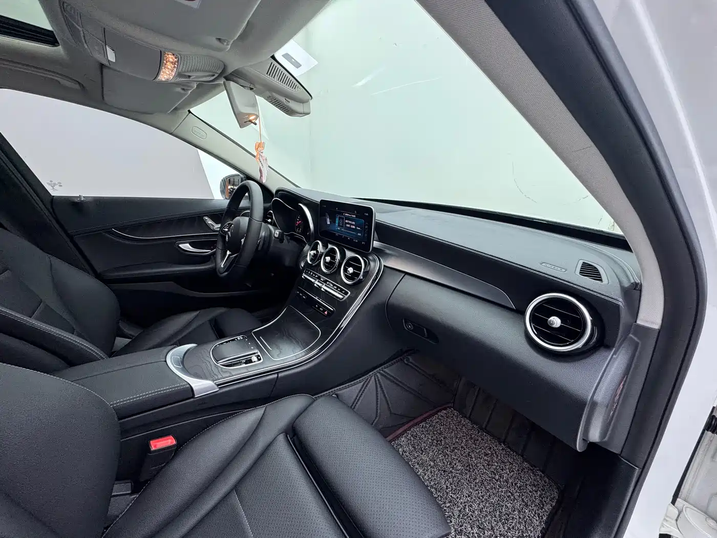 Mercedes-Benz C-Class 2019 C 180 L Fashion Sport Edition фото 8