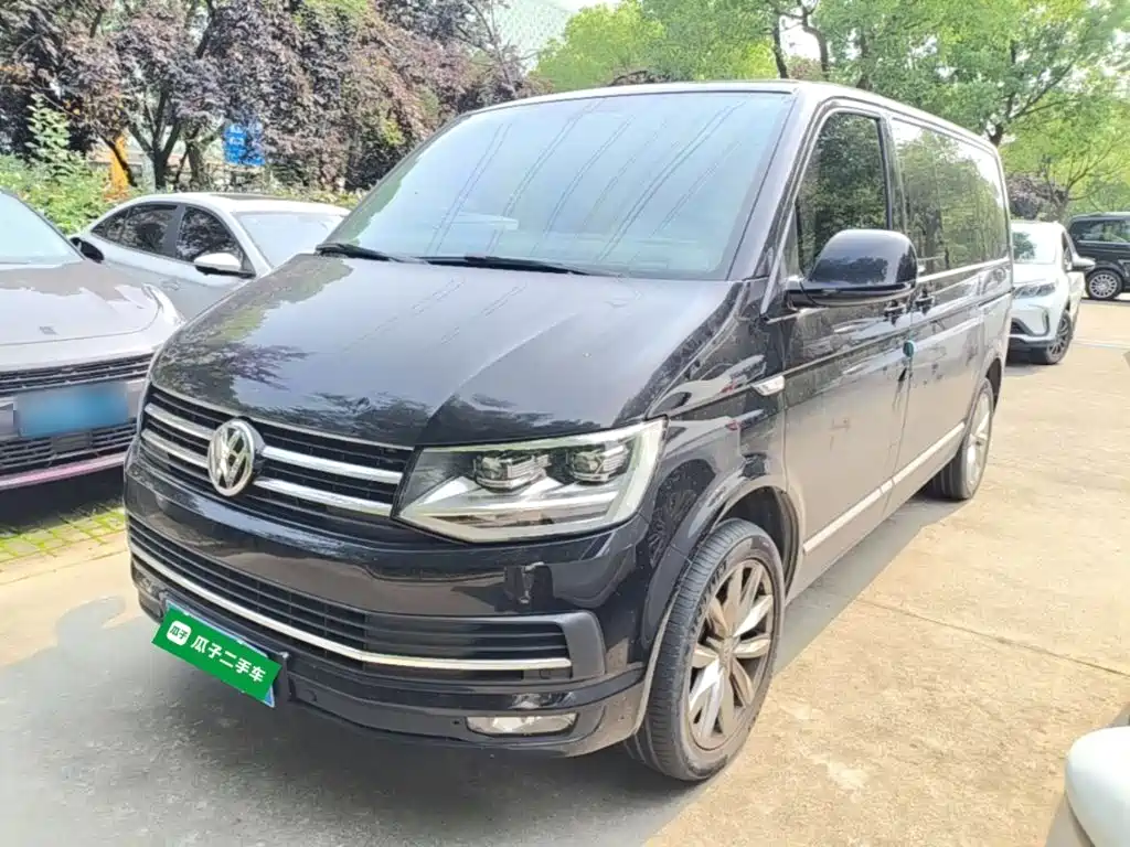 Volkswagen Multivan 2019 2018 2.0TSI 2WD Luxury Edition 7-Seater
