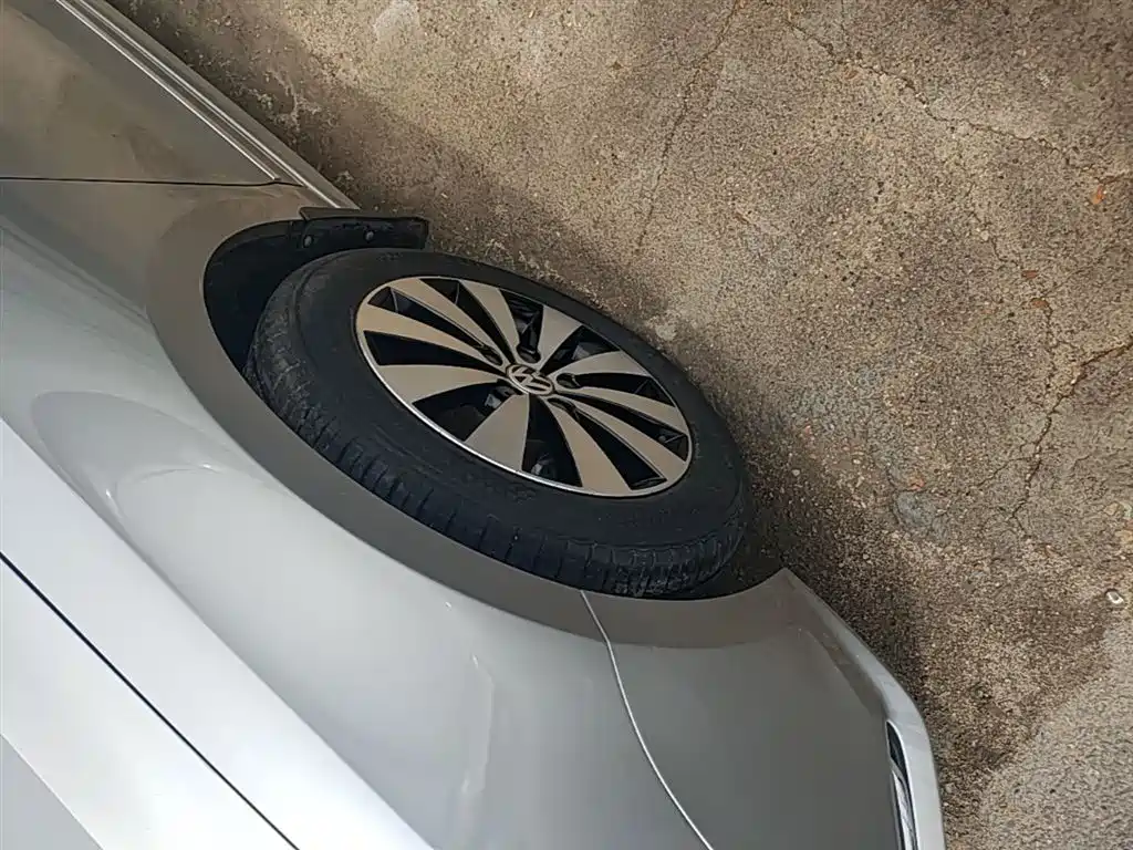 Volkswagen Sagitar 2017 230TSI Automatic Comfort фото 23