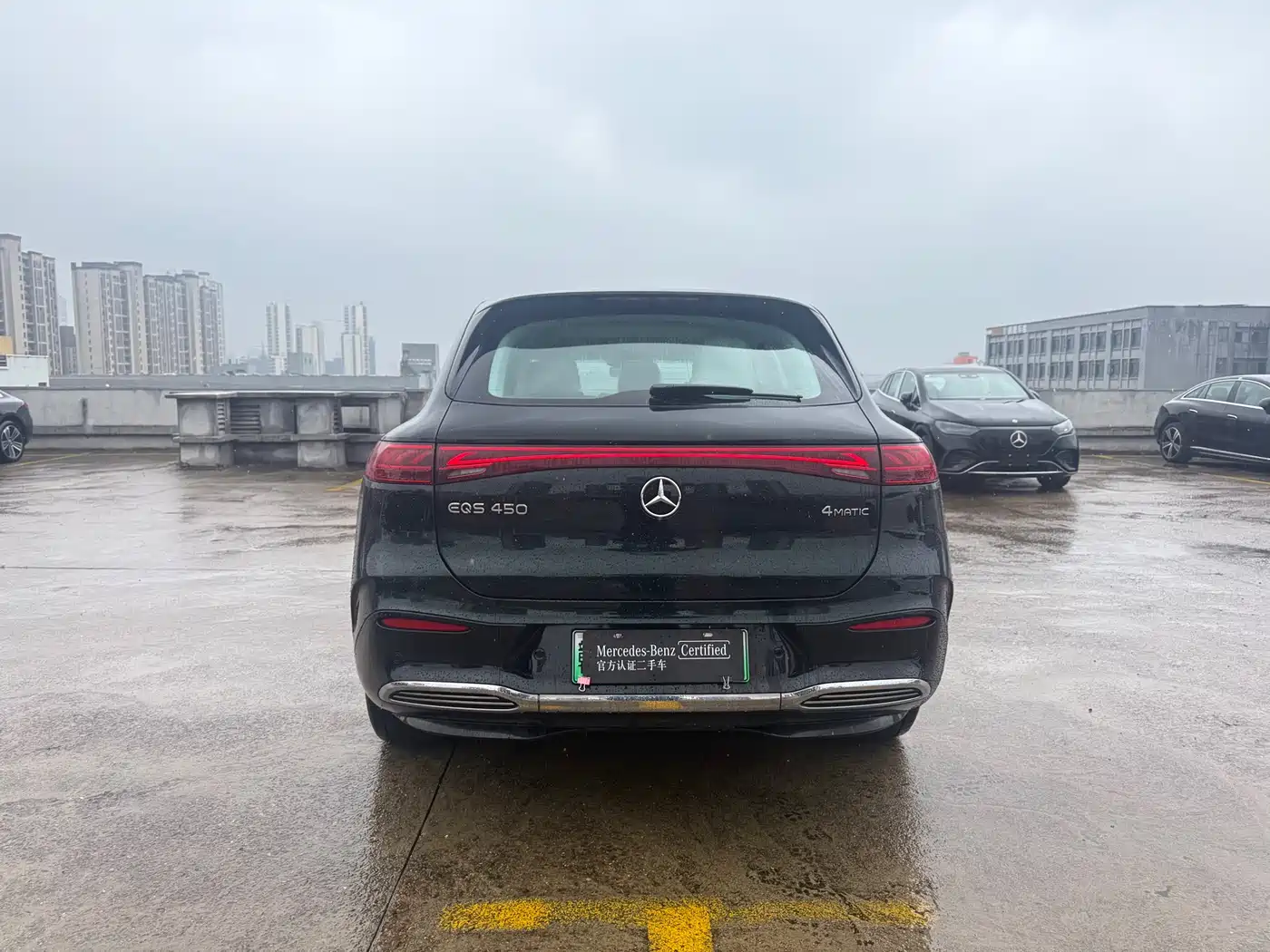 MERCEDES-BENZ EQS SUV