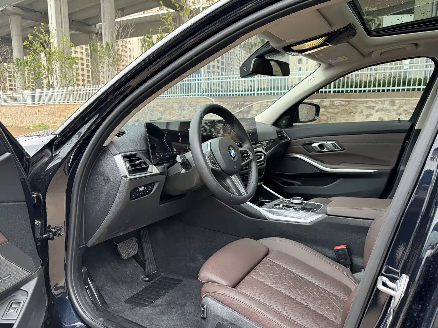 BMW 3 Series 2024 325Li M Sport Package фото 2