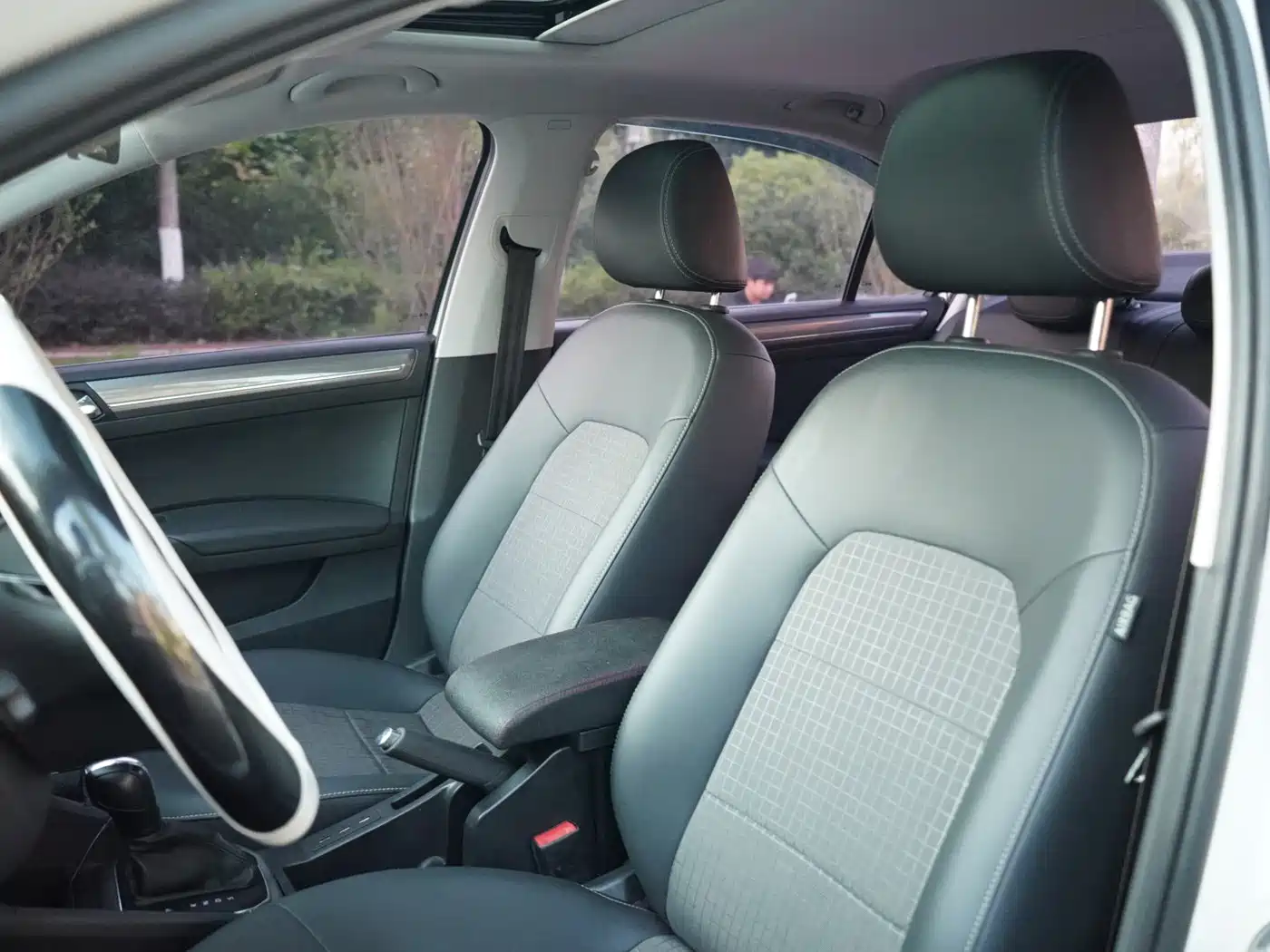 Volkswagen Santana 2018 1.5L Automatic Comfort Edition фото 16