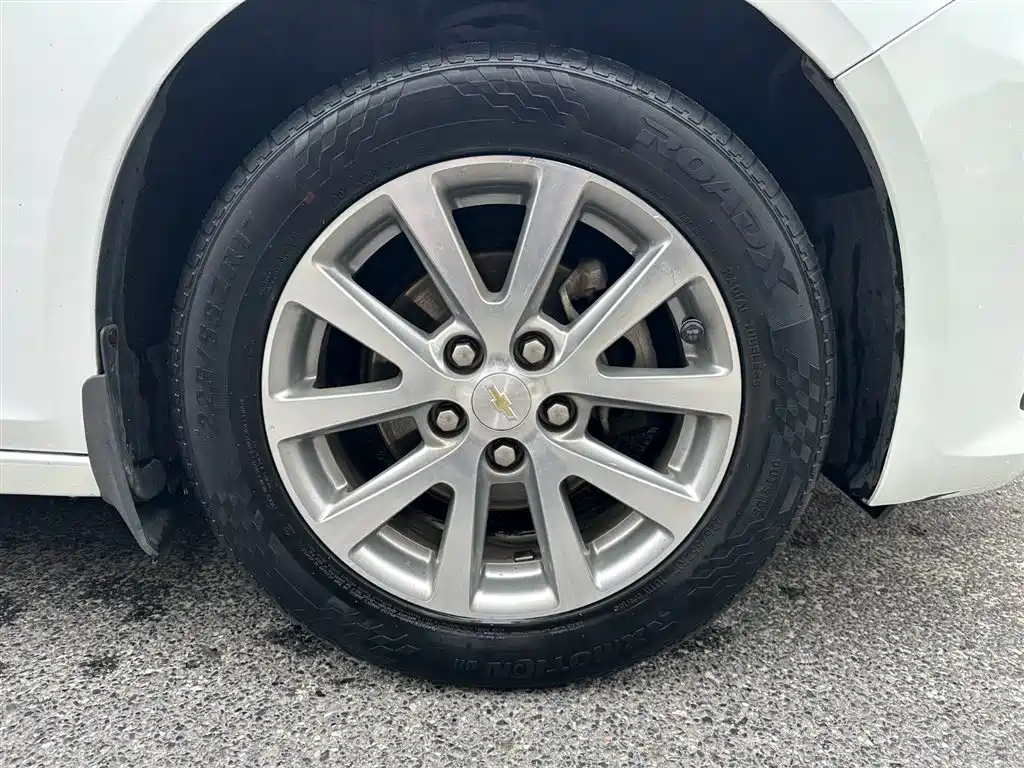 Chevrolet Malibu 2018 530T Automatic Luxury Edition фото 7