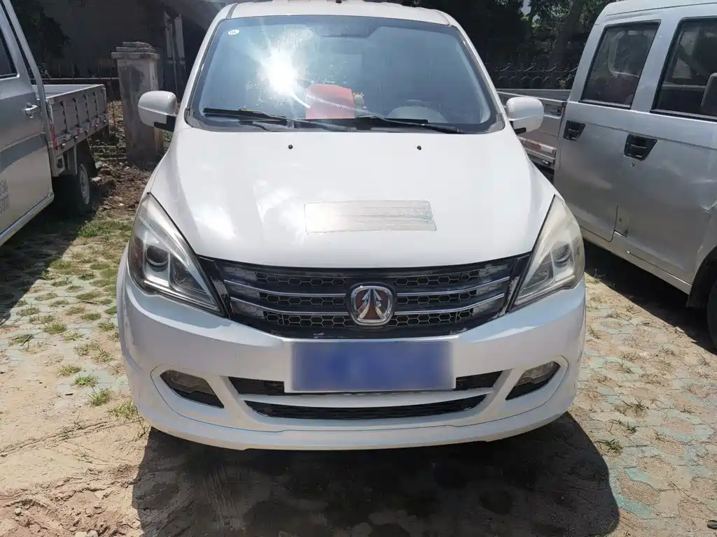 BAIC Weiwang M20 2015 2014 1.5L Utility BJ415A