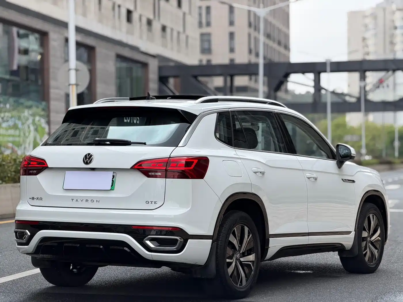 Volkswagen Tayron GTE Plug-in Hybrid 2022 1.4T Luxury фото 6