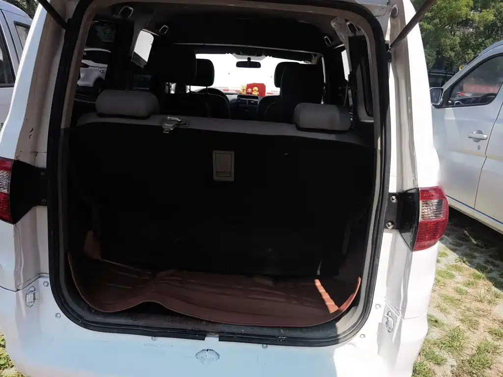 BAIC Weiwang M20 2015 2014 1.5L Utility BJ415A