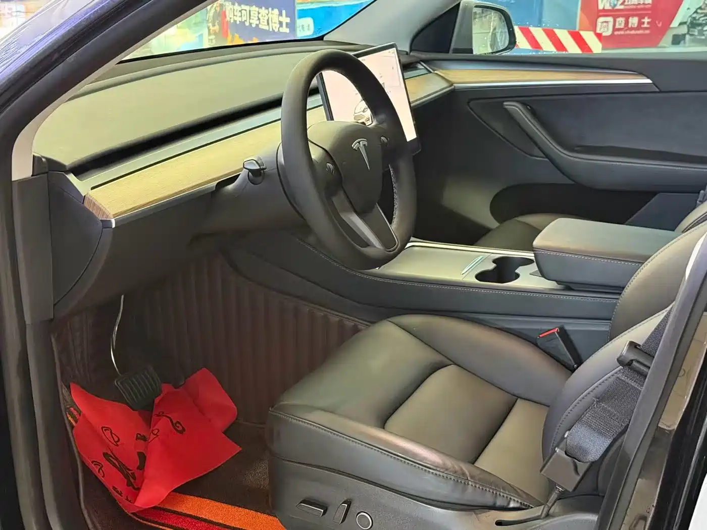 Фото 8 - Tesla Model Y