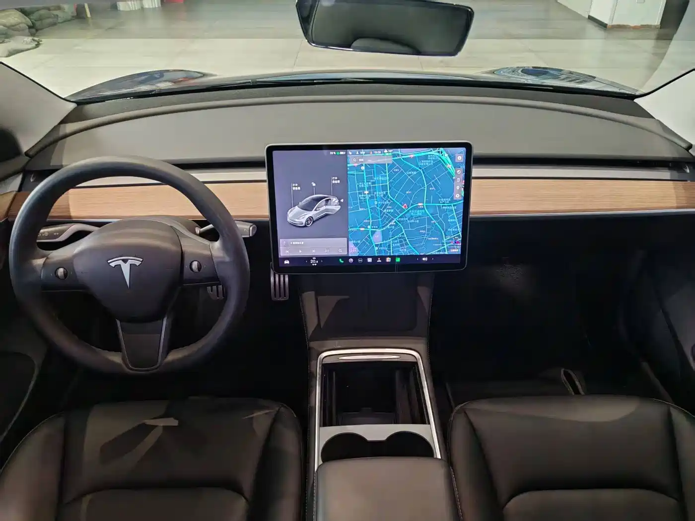 Фото 5 - Tesla Model 3