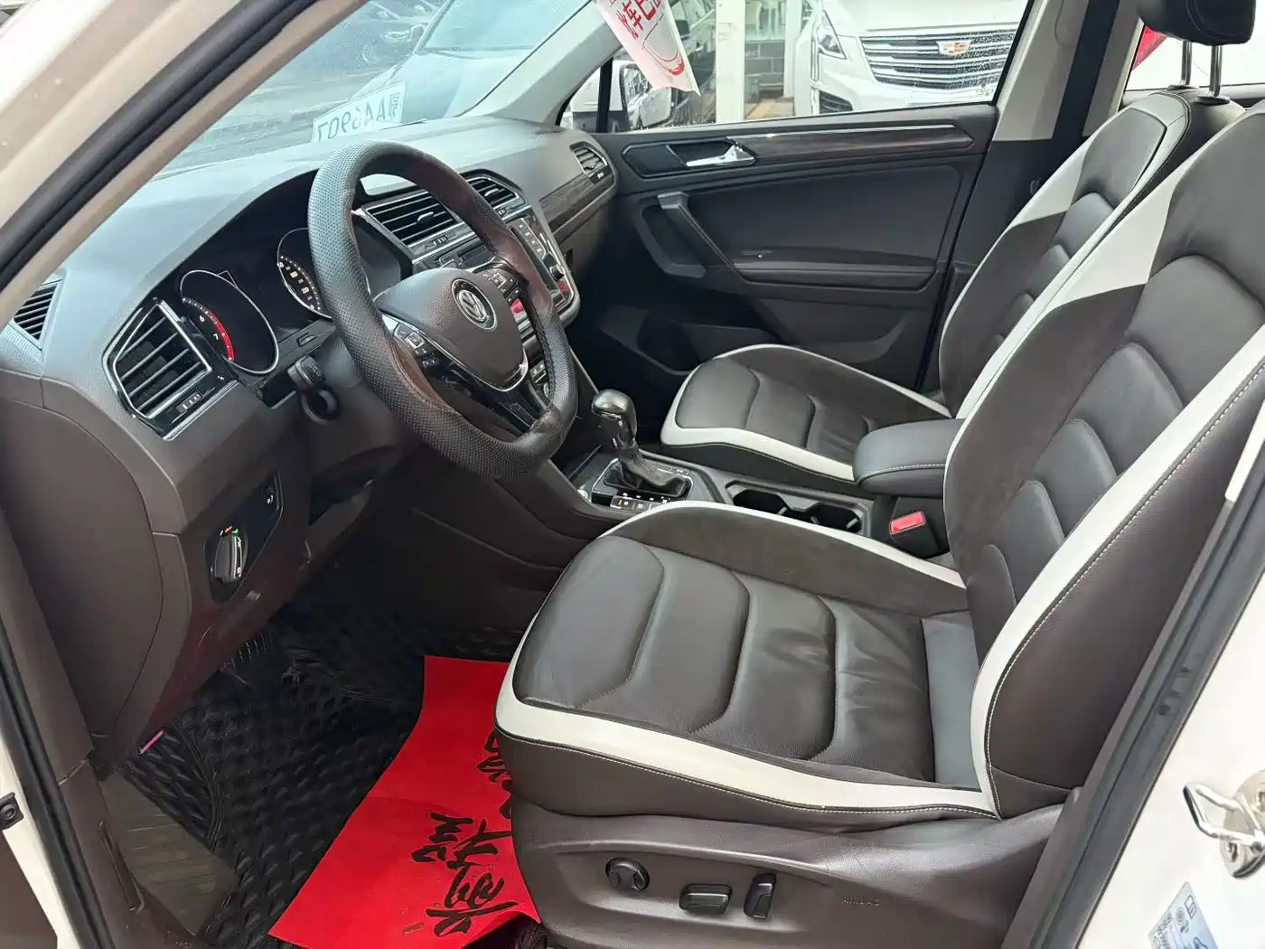 Volkswagen Tiguan L 2017 330TSI Automatic 2WD Luxury Edition фото 4