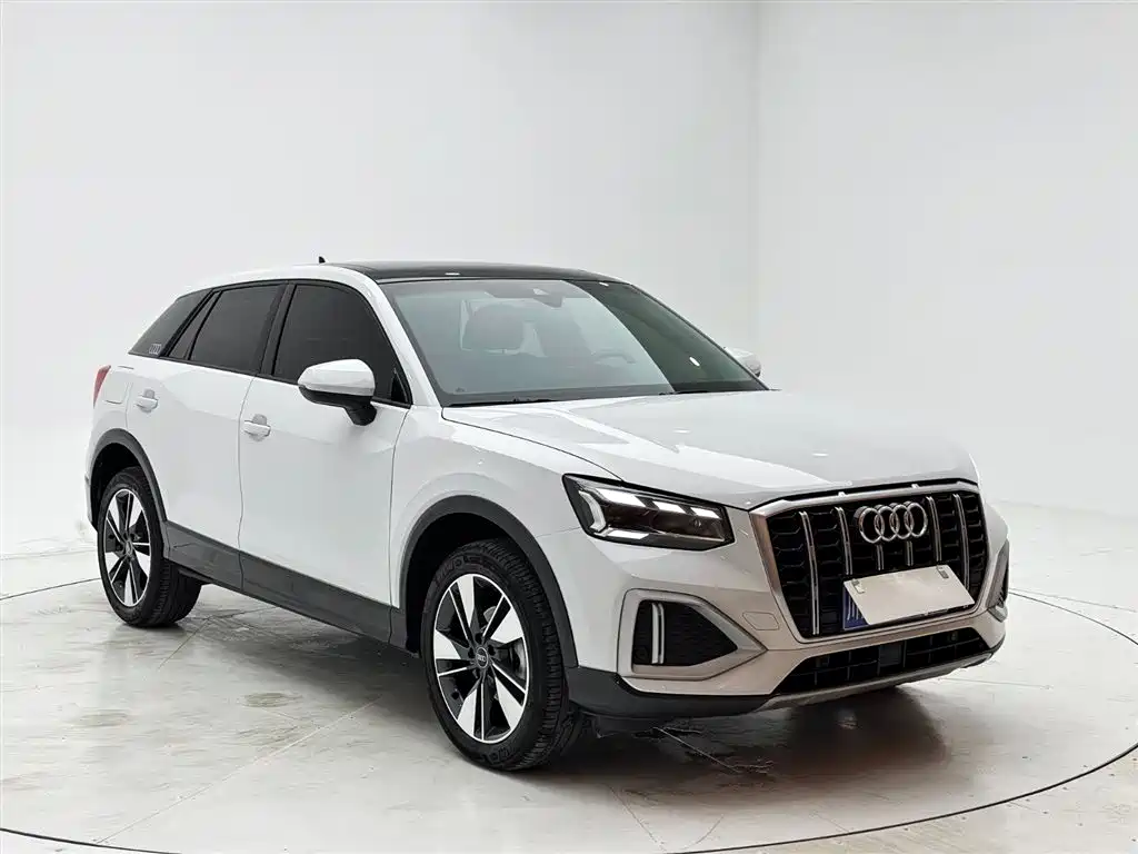 Audi Q2L 2022 35 TFSI Fashion Elegance фото 3