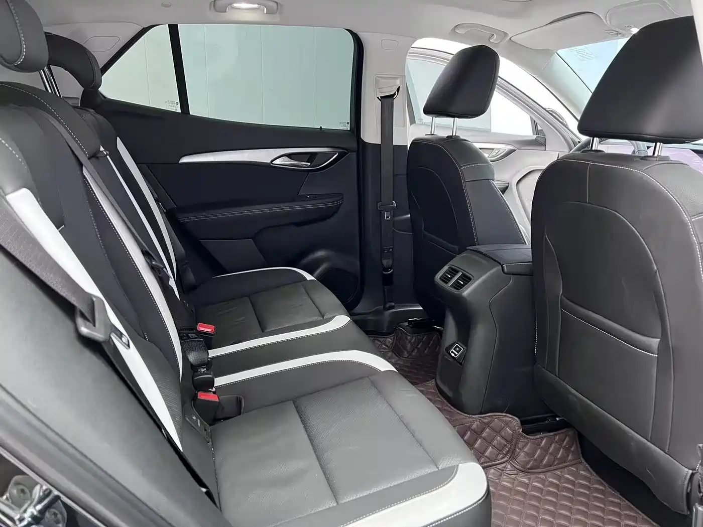 Buick Envision S 2024 Envision S 25T Black Style Edition фото 11