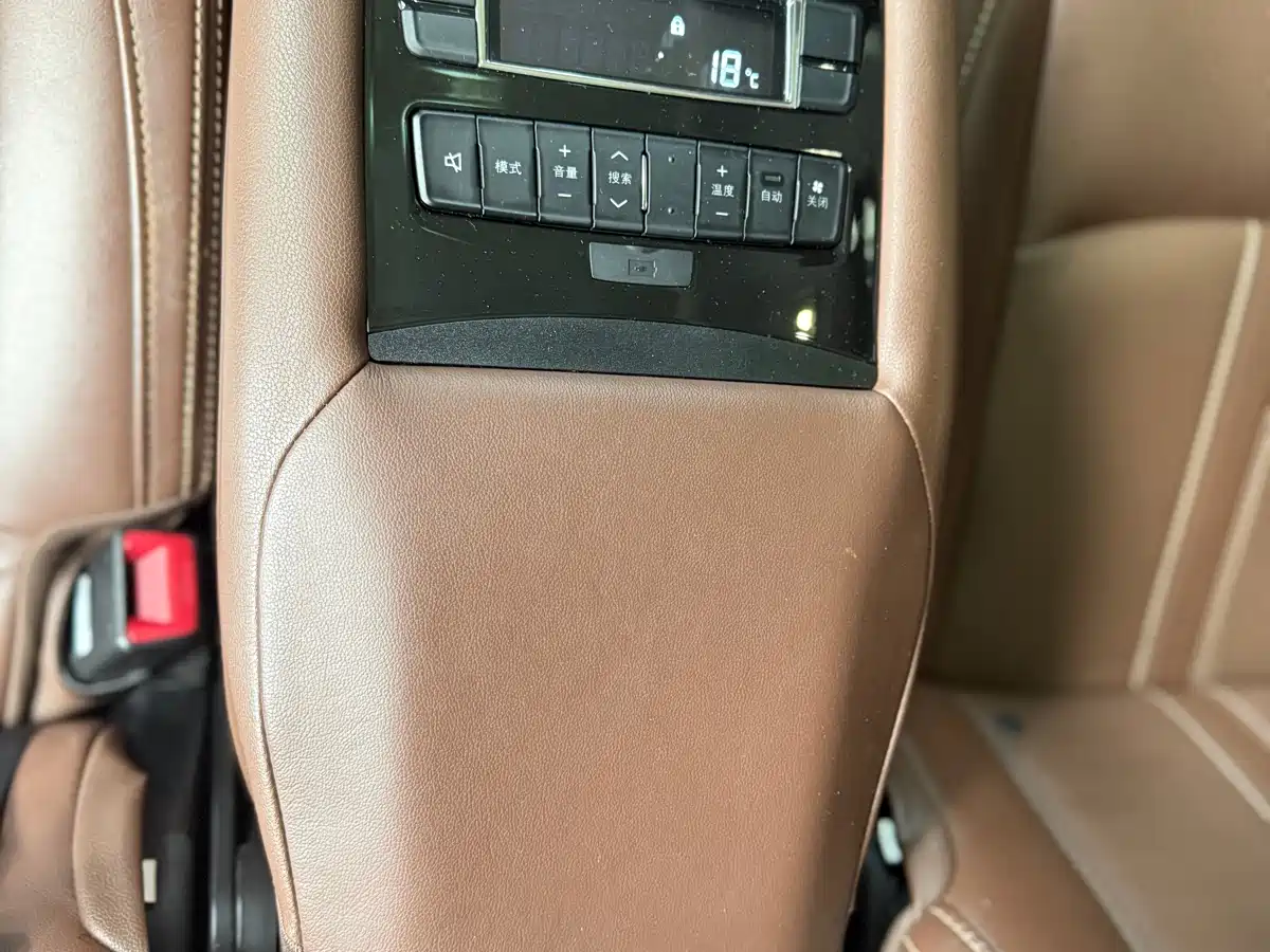 BYD Tang New Energy 2016 2015 2.0T AWD Premium