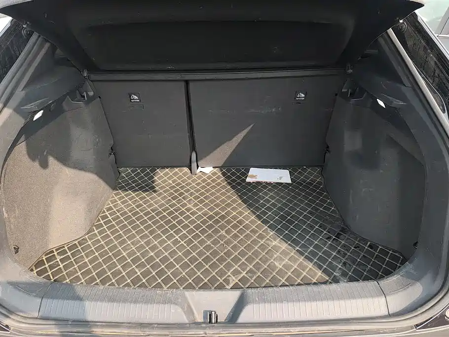 VOLKSWAGEN ID.4 CROZZ