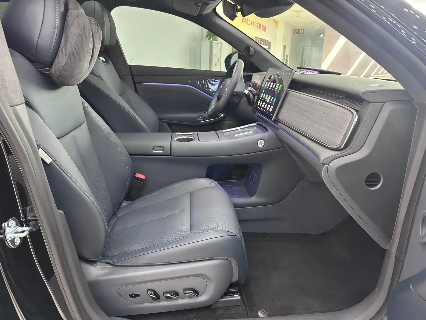 Voyah Auto Voyah Zhiyin 2025 Base фото 5