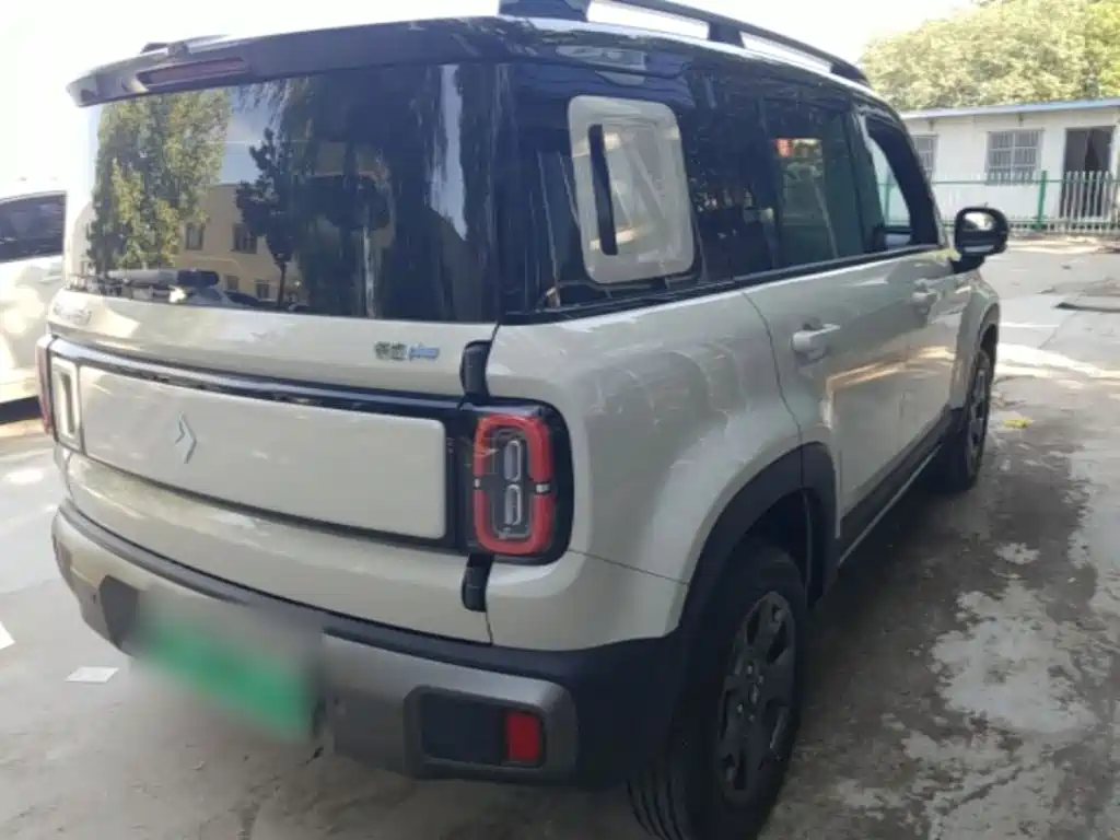 Фото 7 - Baojun Yueye Plus