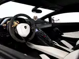 Photo 17 - Lamborghini Aventador
