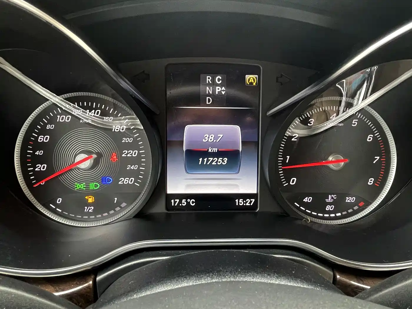Mercedes-Benz V-Class 2018 V 260 L Premium Long Wheelbase Edition China VI фото 9