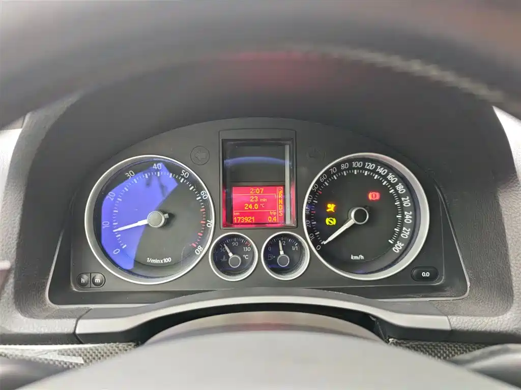 Volkswagen Golf (Import) 2006 GTI 2.0T 3-Door фото 9