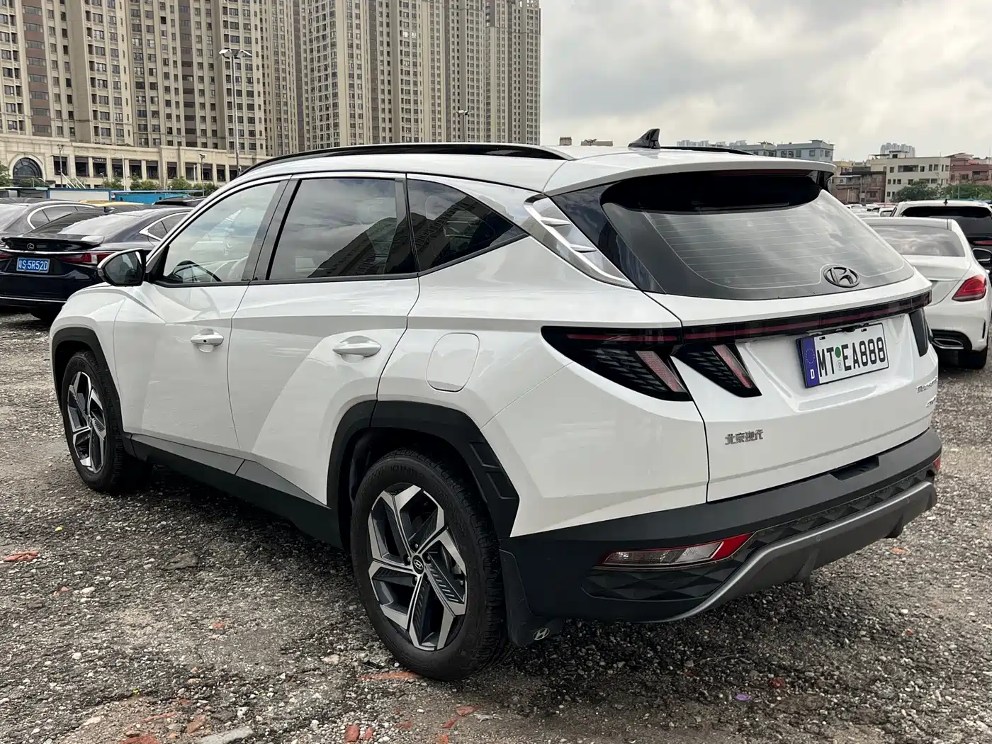 Hyundai Tucson 2023 Tucson L 1.5T Automatic 2WD DLX Luxury Edition фото 4