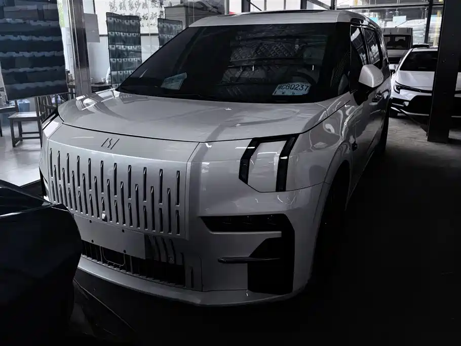 ZEEKR EXTREME KRYPTON 009