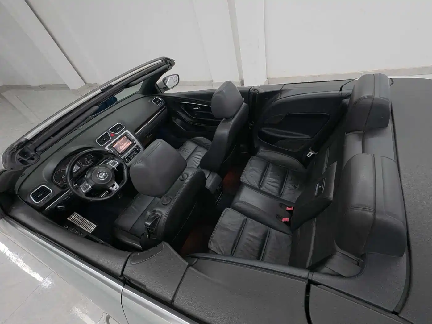Volkswagen Eos 2011 Model 2.0TSI фото 17