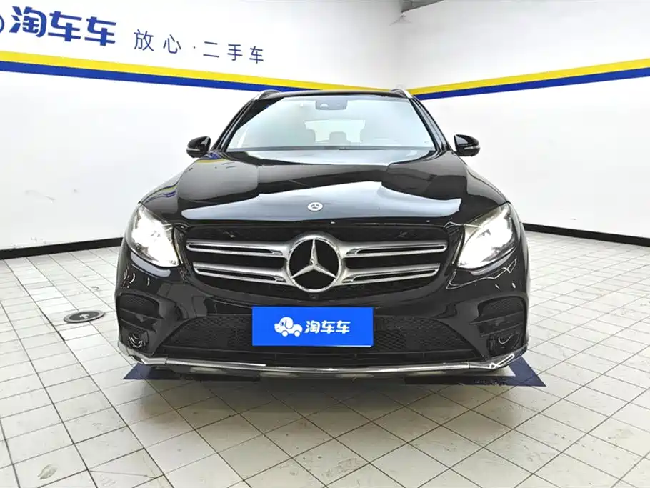 MERCEDES-BENZ GLC