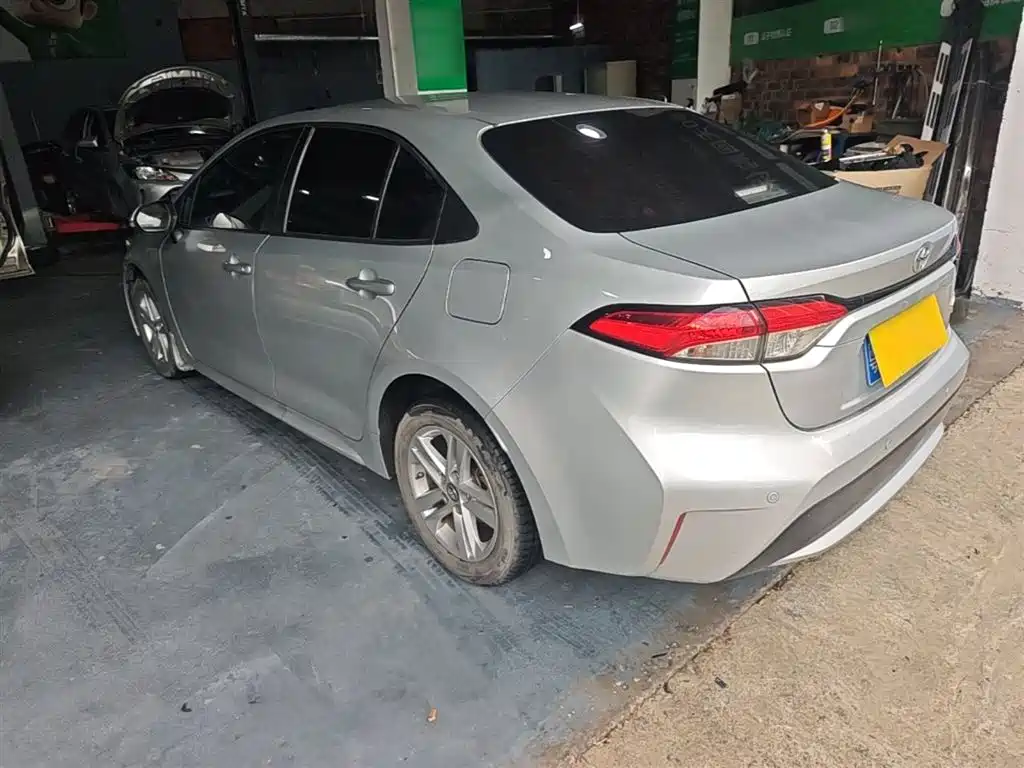 Toyota Levin 2019 185T CVT Luxury Edition China VI фото 5