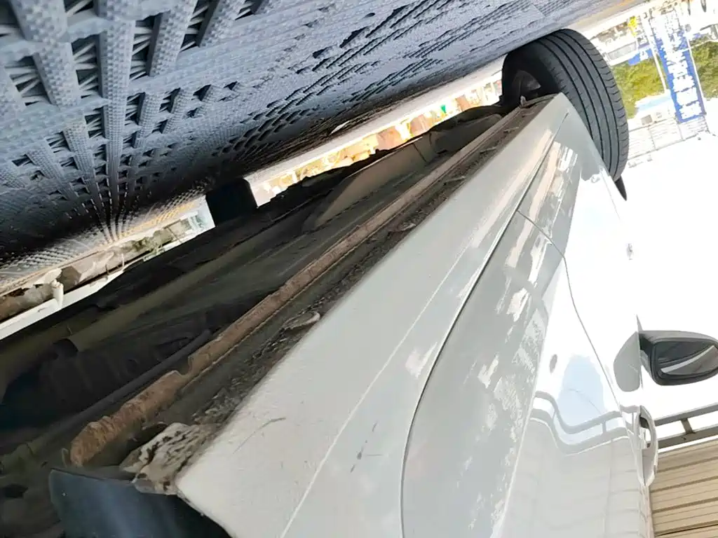 Фото 22 - Buick Excelle