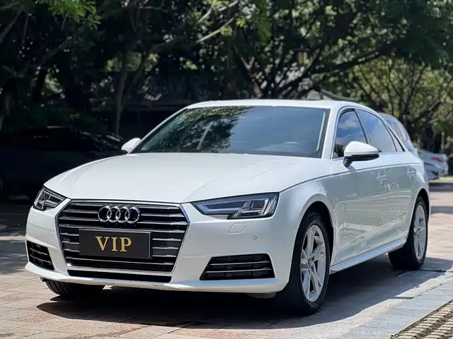 Audi A4L 2018 30th Anniversary 40 TFSI Progressive — фото 1